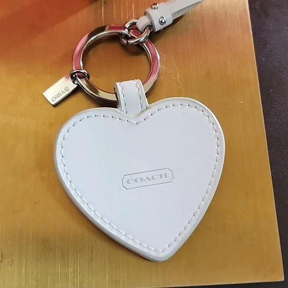 Coach Pink Floral Heart Keychain With Mini Tag And Tassel LIKE new - Picture 3 of 4